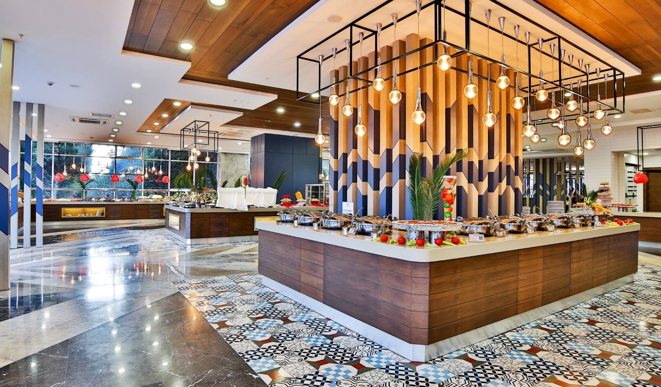 imagini hotel SATURN PALACE LARA